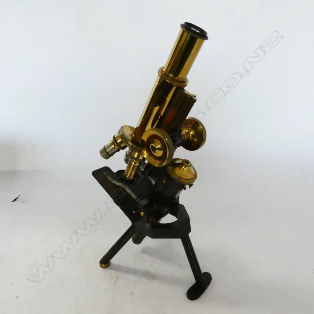 J.SWIFT & SON, LONDON BRASS COMPOUND MONOCULAR MICROSCOPE, RAISED ON FIXED TRIPOD BASE, IN MAHOG BOX Image 1++